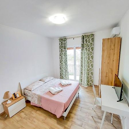 Metro Guest House Napoli Exterior foto