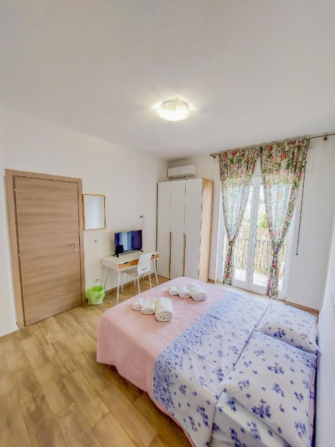 Metro Guest House Napoli Exterior foto