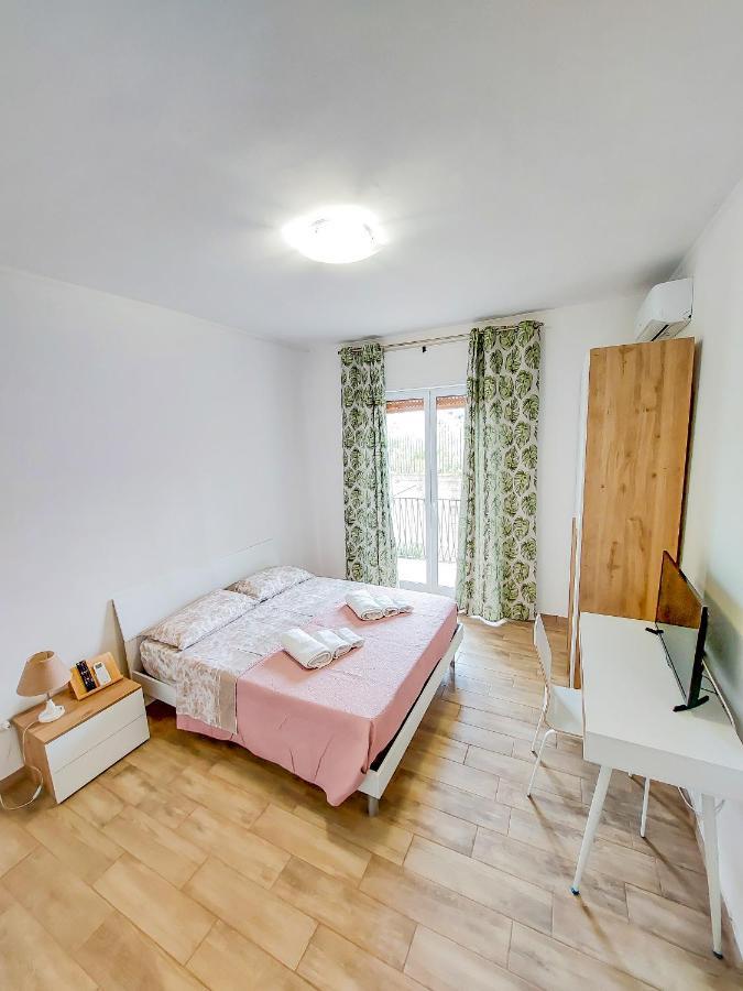 Metro Guest House Napoli Exterior foto